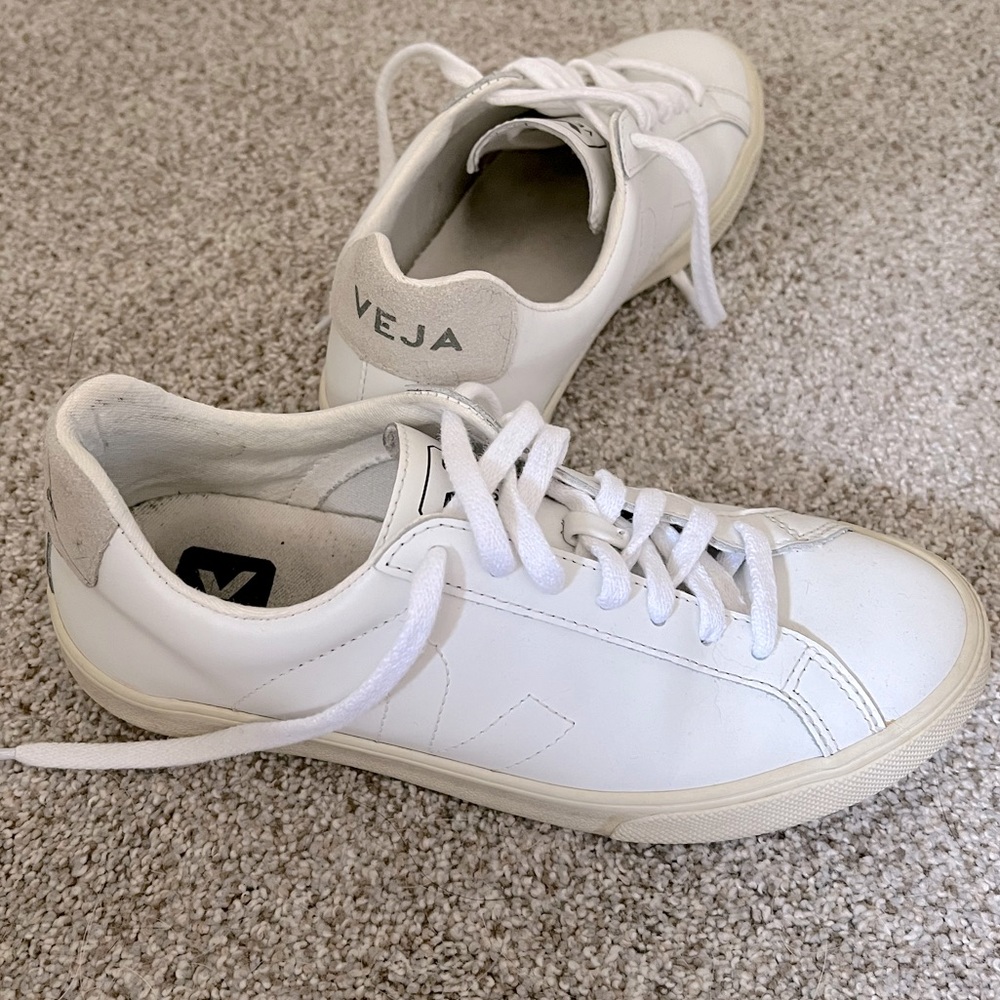 Size 38 Womens Veja Esplar - white leather